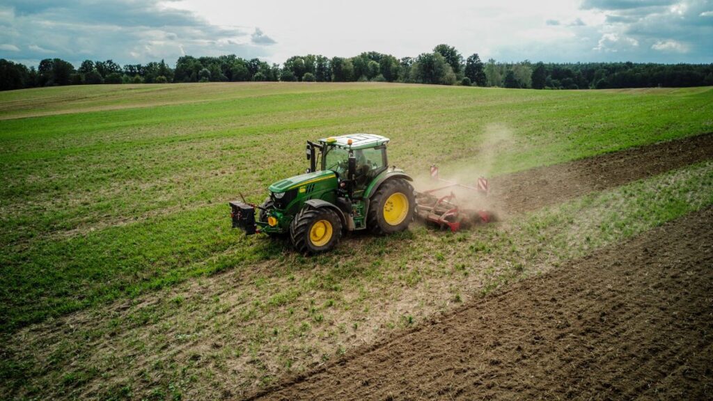 tractor