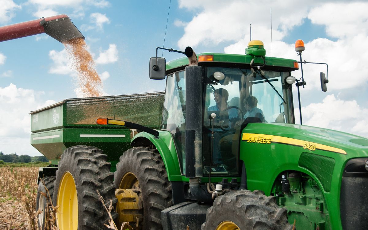  maquinària agrícola 